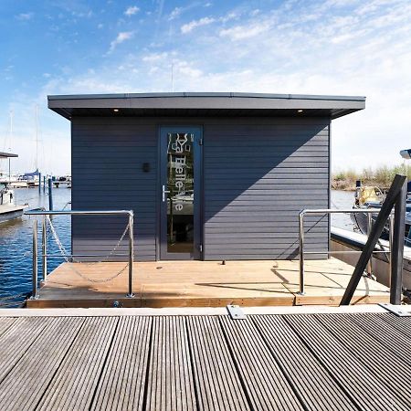 Beautiful Houseboat In Marina Of Volendam Hotel Екстериор снимка