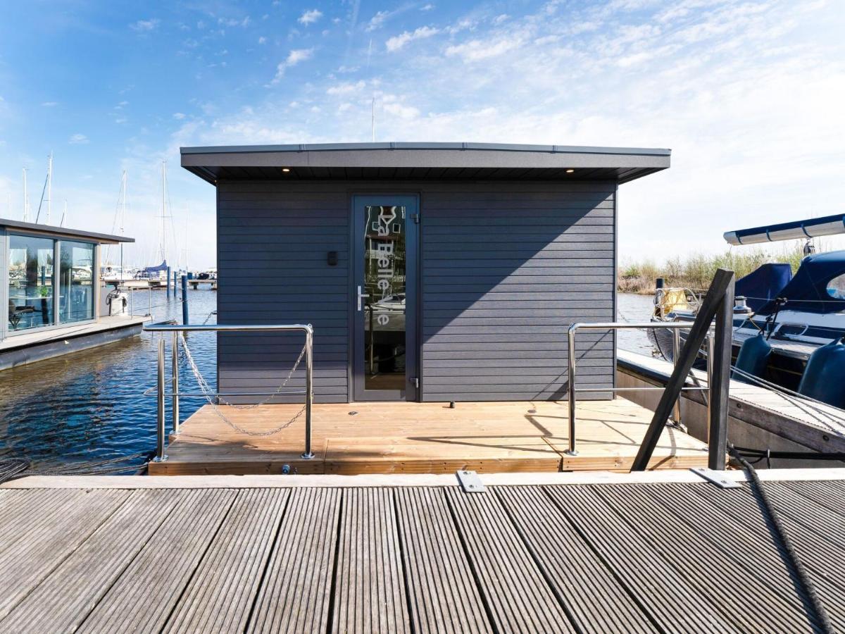 Beautiful Houseboat In Marina Of Volendam Hotel Екстериор снимка
