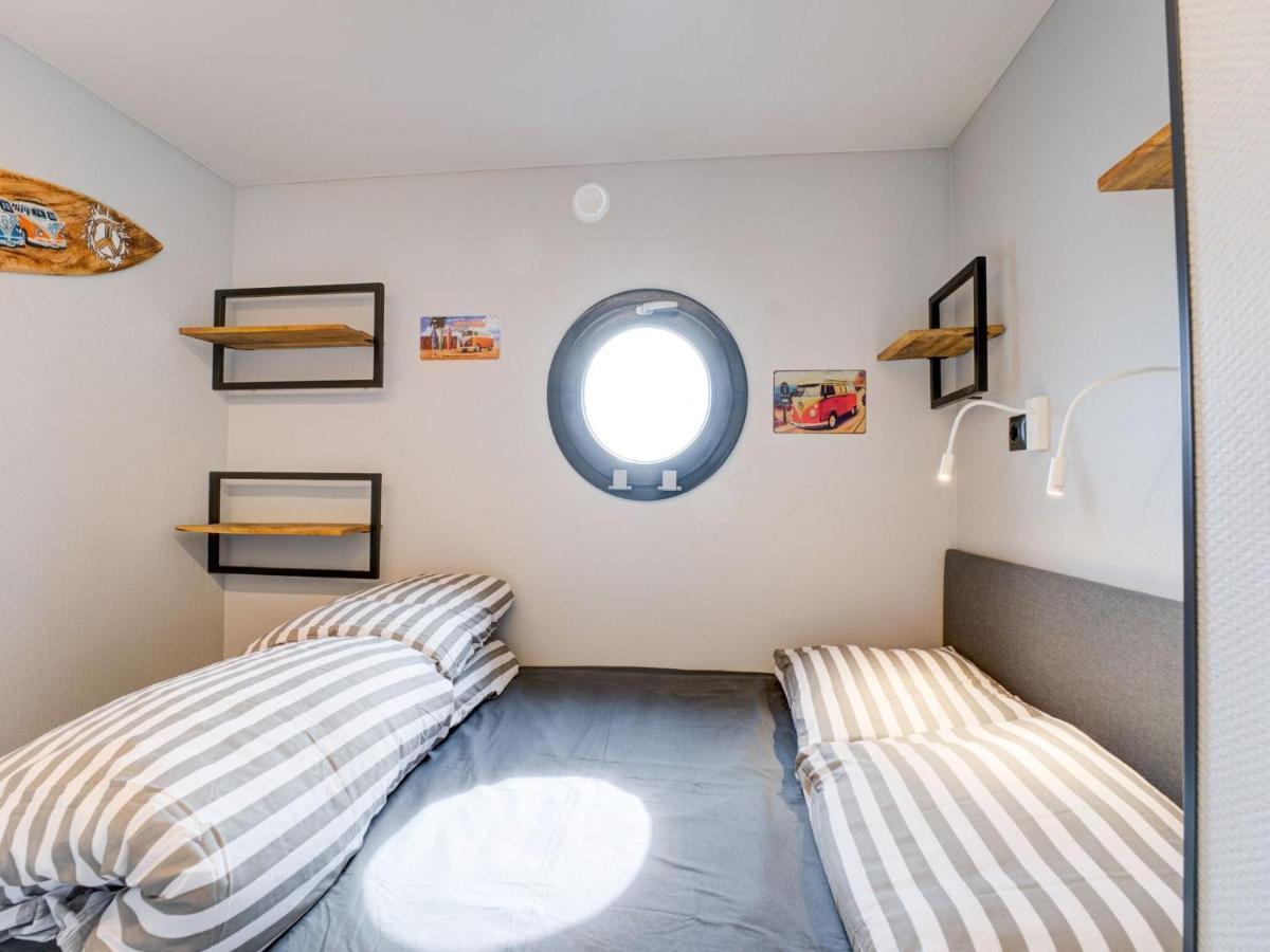 Beautiful Houseboat In Marina Of Volendam Hotel Екстериор снимка
